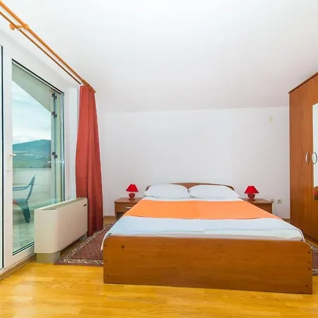Apartament Olivetum Kaštela